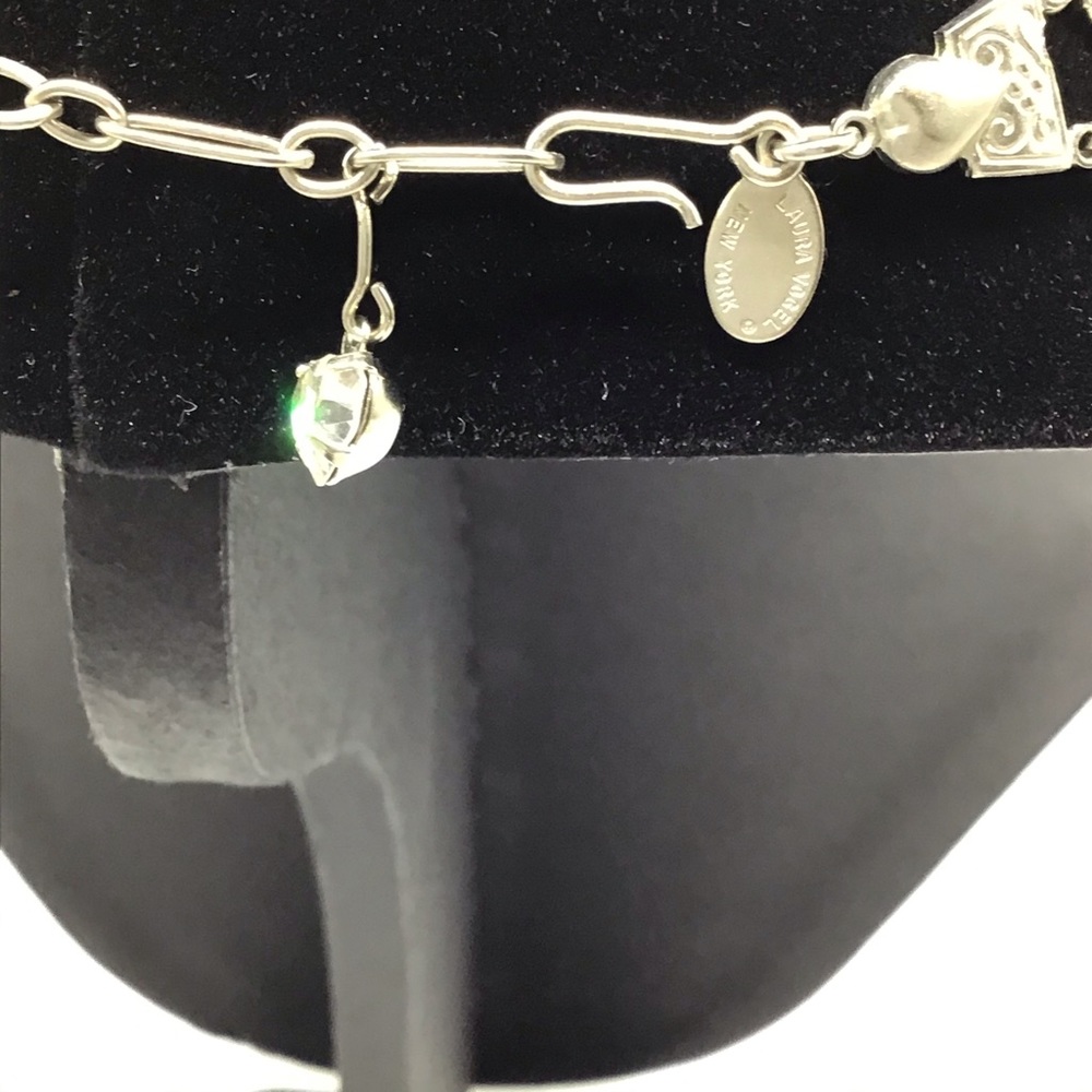 Laura Vogel Heart Necklace - Picture 5 of 8